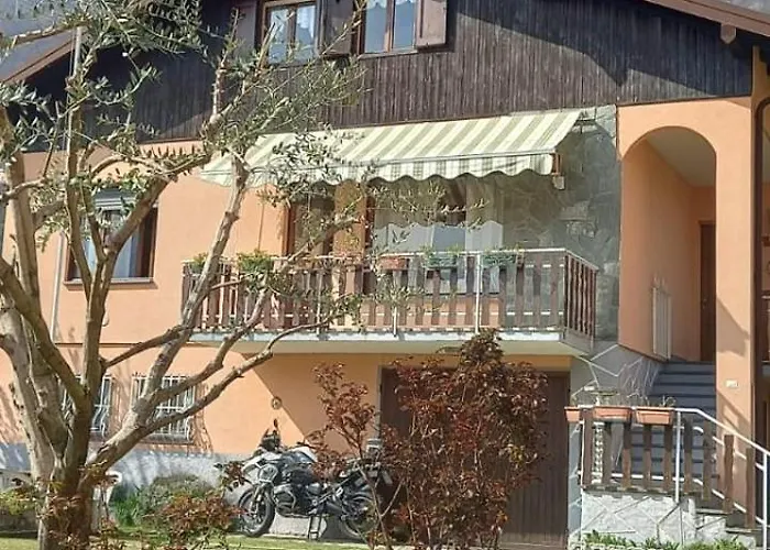 Apartment Antica Casa Di Lea San Siro (Lombardy)