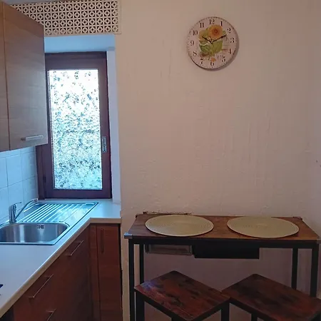 Apartamento Antica Casa Di Lea San Siro (Lombardy)