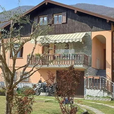 Apartamento Antica Casa Di Lea San Siro (Lombardy)